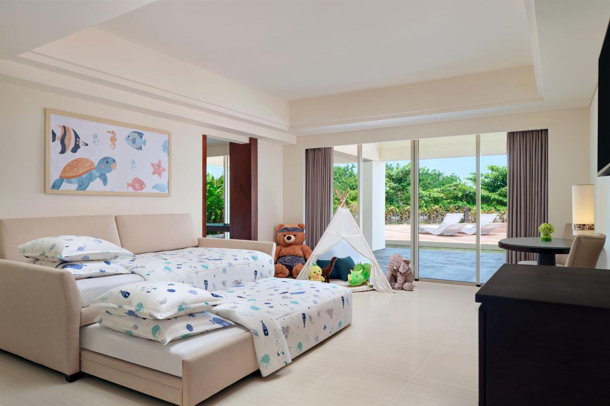 Sheraton Bali Kuta Resort Exteriör bild A bedroom at the Atlantis Paradise Island