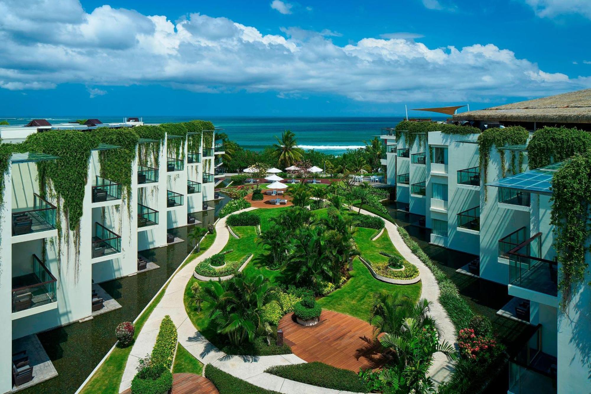 Sheraton Bali Kuta Resort Exteriör bild The Grand at Moon Palace