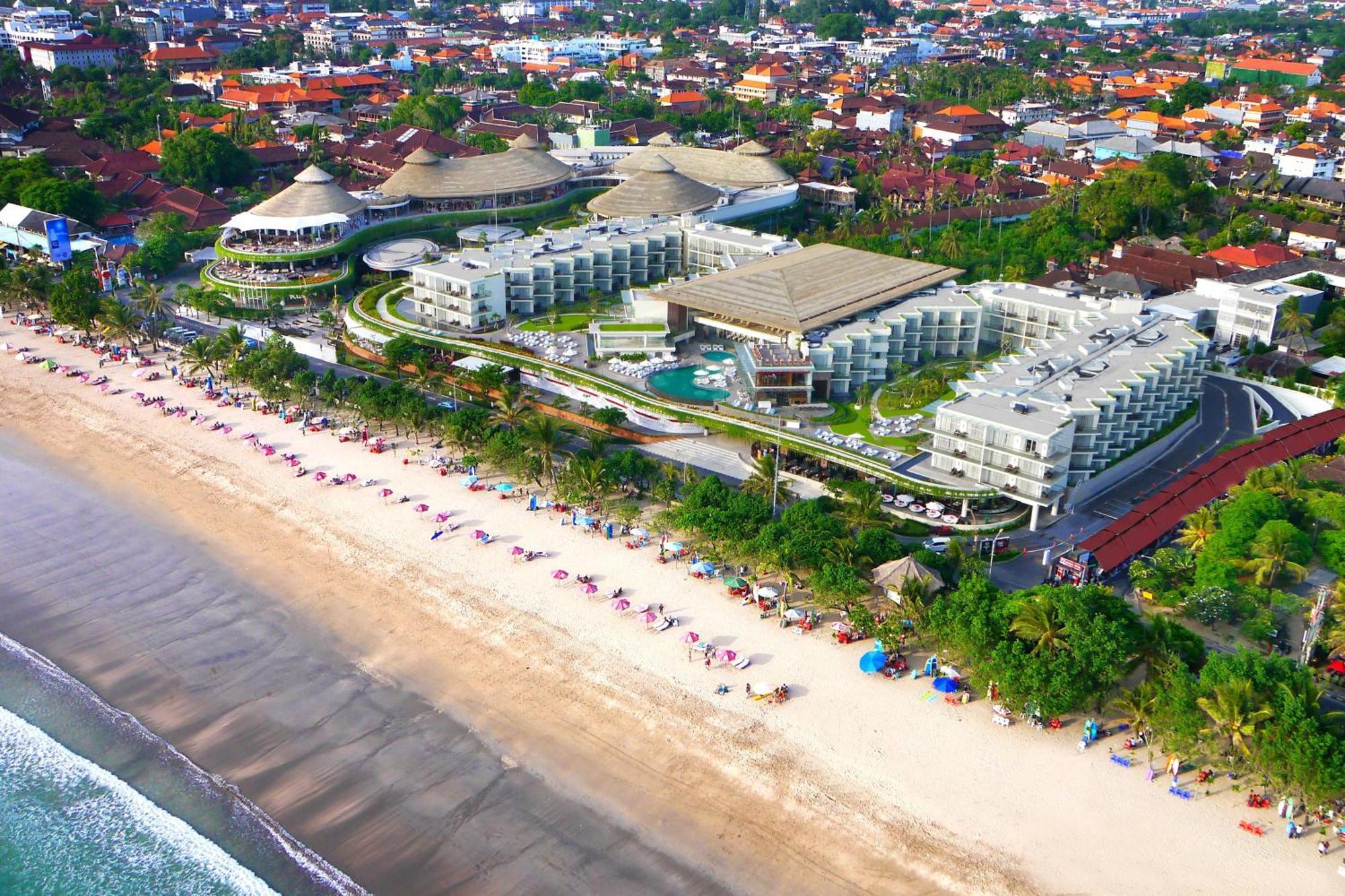 Sheraton Bali Kuta Resort Exteriör bild Aerial view of the resort