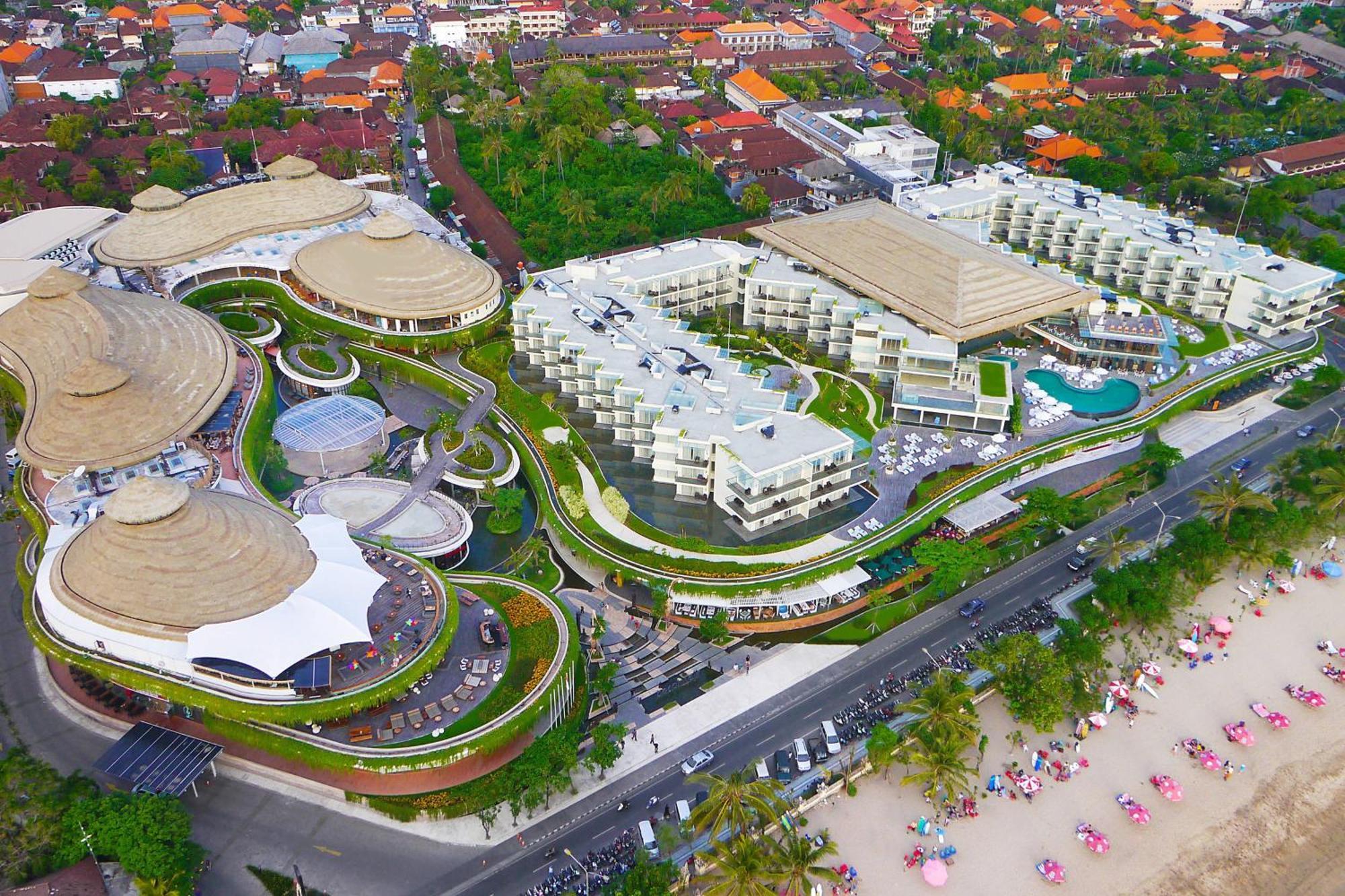 Sheraton Bali Kuta Resort Exteriör bild Aerial view of the resort